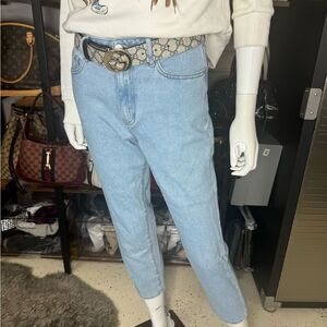 PacSun Light Wash Denim Slim Mom Jeans 25 Cropped